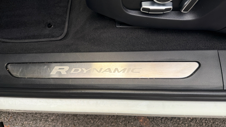 Land Rover Range Rover Evoque 2.0 D165 R-Dynamic S 5dr 2WD Diesel Hatchback